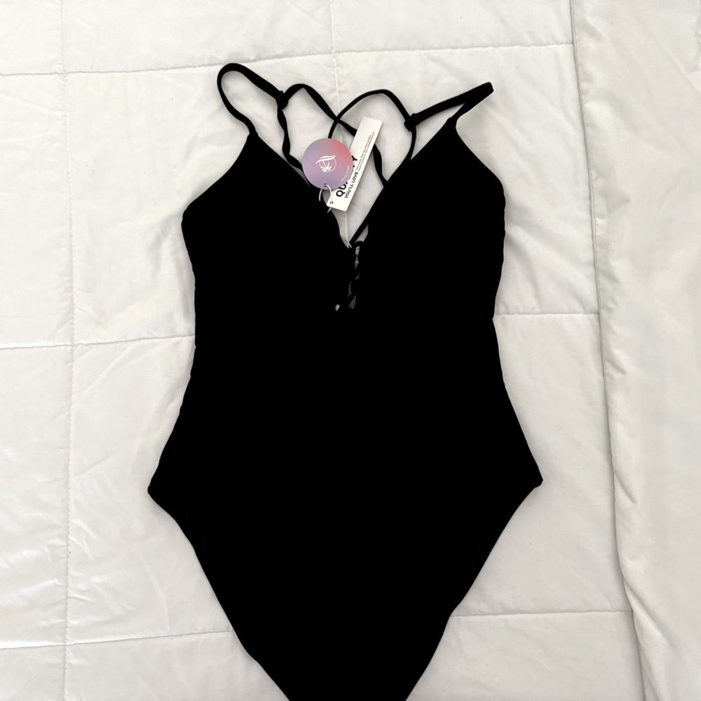 Cupshe black one piece bikini, new with tags never worn size small